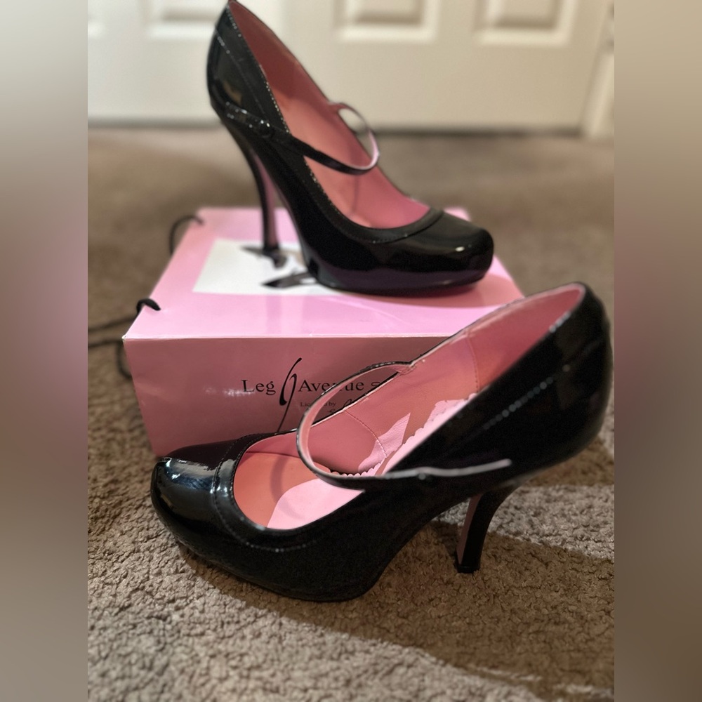 Leg Avenue Black Baby Doll Heels